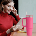 Personalizado - Copo Caneca Térmica Inox 1200 ml com Alça e Canudo – Rosa – Elegância e Funcionalidade