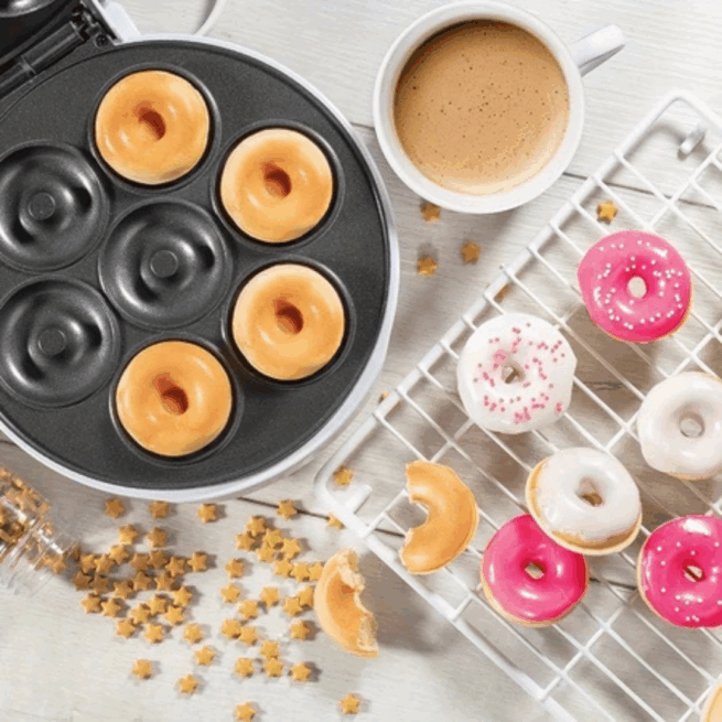 Máquina de Donuts Mini Rosquinha 127V (Cores Sortidas) – Faça Delícias em Casa