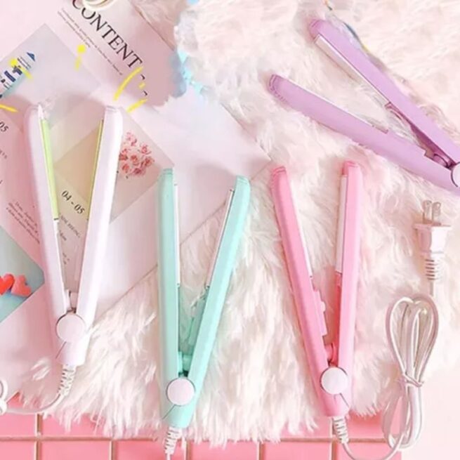 Mini Chapinha Portátil para Cabelo Bivolt (Cores Sortidas) – Praticidade e Estilo