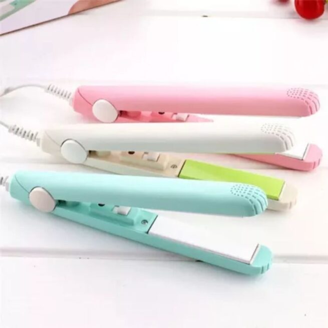 Mini Chapinha Portátil para Cabelo Bivolt (Cores Sortidas) – Praticidade e Estilo