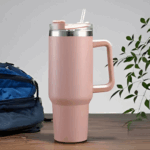 Copo Caneca Térmica Inox Personalizada (1200 ml) com Alça e Canudo – Rosê