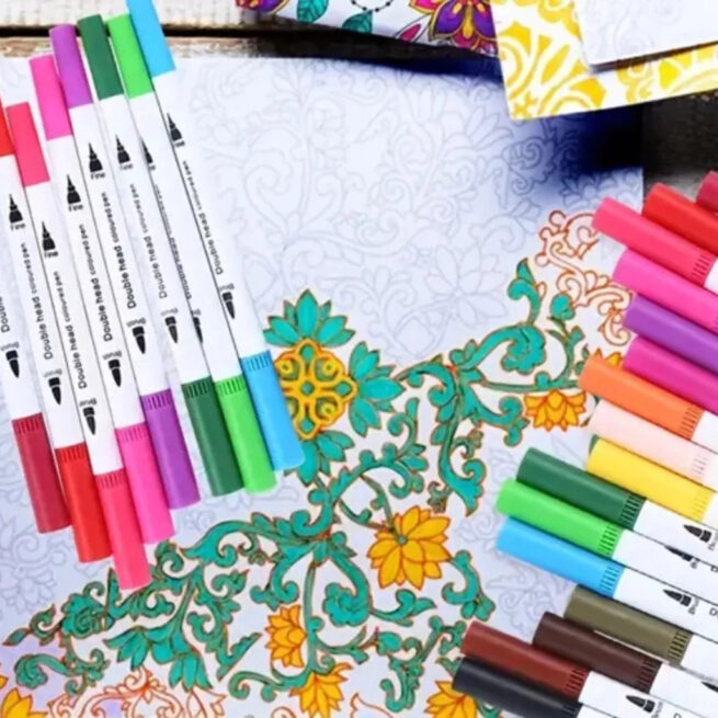 Kit Livro Colorir Bobbie Goods (Verde) + 80 Canetas - Com Maletinha