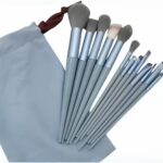 Conjunto 13 Peças Pincéis de Maquiagem com Estojo de Veludo (Cores Sortidas)